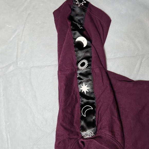 Empyre Crop T-Shirt - Picture 7 of 9